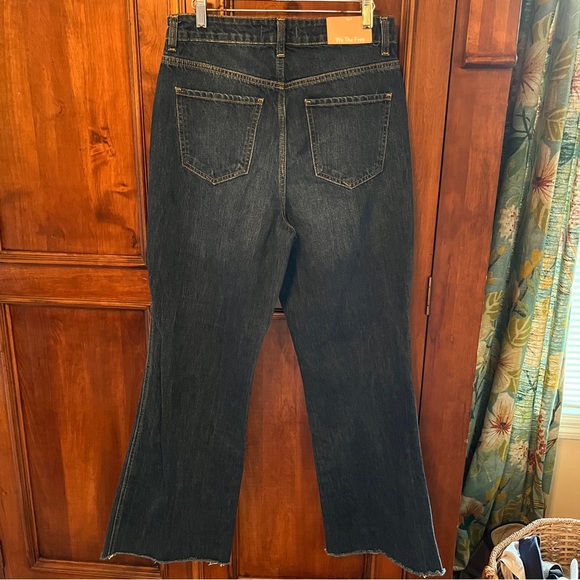Free People High Rise Jeans, size 29 - Picture 11 of 11
